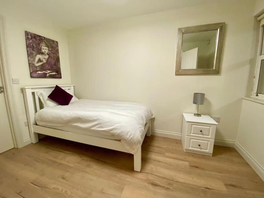 Modern Family Home Castleisland Bagian luar foto