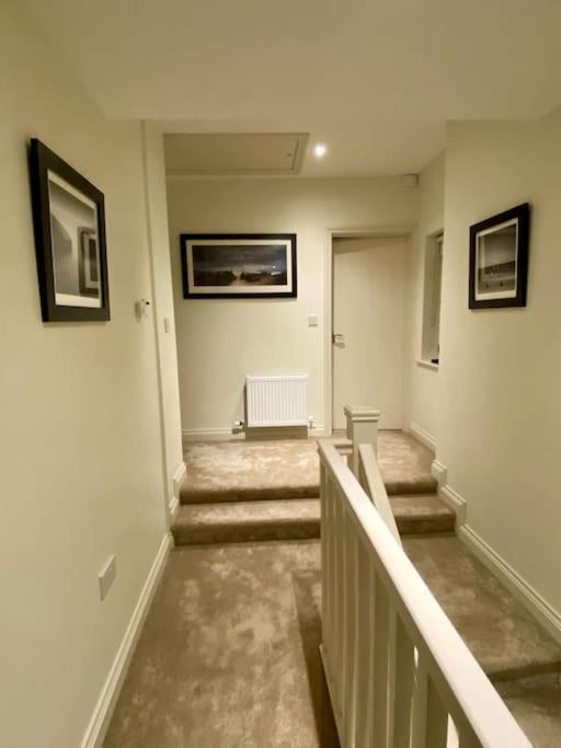Modern Family Home Castleisland Bagian luar foto