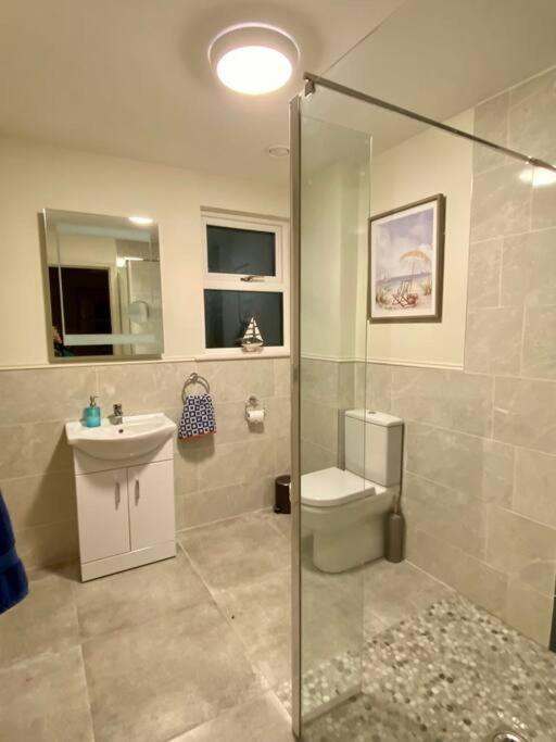 Modern Family Home Castleisland Bagian luar foto